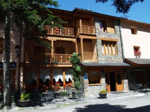 Hotel Llacs De Cardos Tavascan Kültér fotó