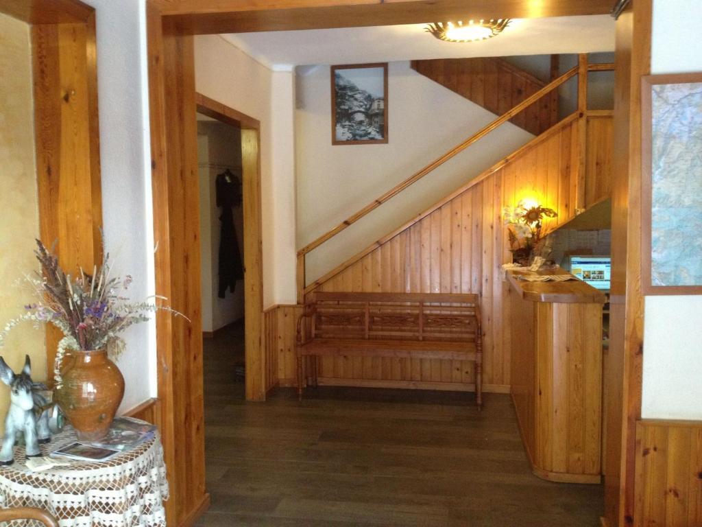 Hotel Llacs De Cardos Tavascan Kültér fotó